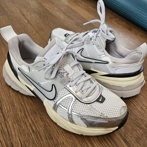 Nike V2K Run - silver and white. Size 7.